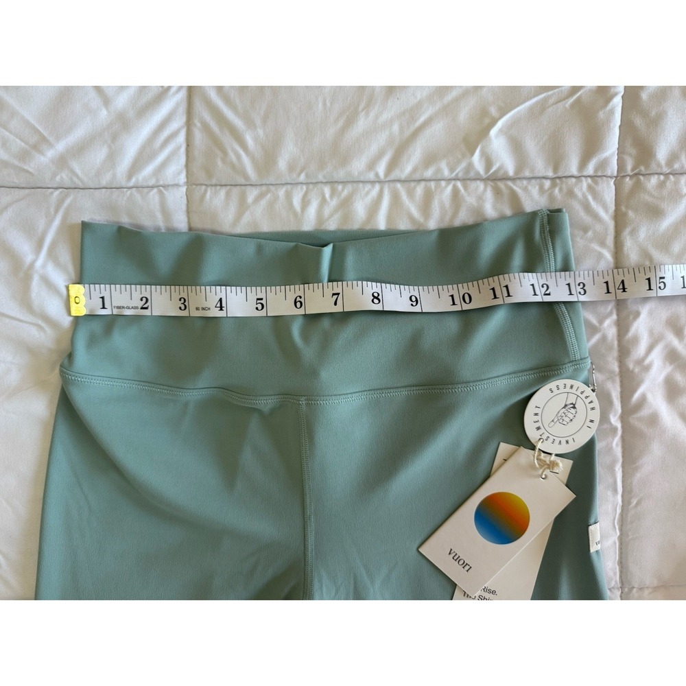 New Vuori AllTheForm Legging Size Medium Sea Spray Blue Stretchy Workout NWT - Picture 3 of 10